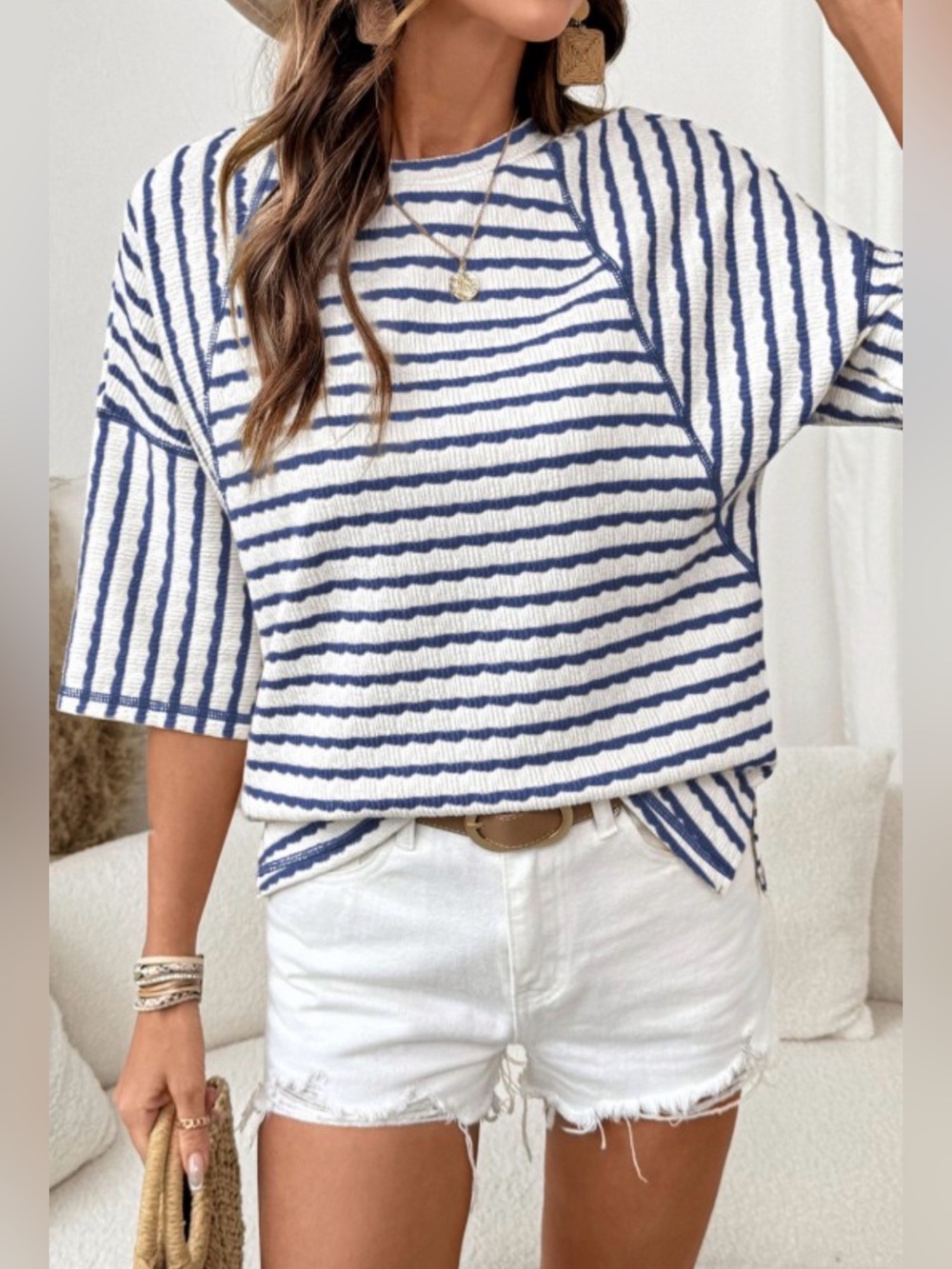 NWOT Boutique Unbranded Large TEXTURED STRIPED TOP